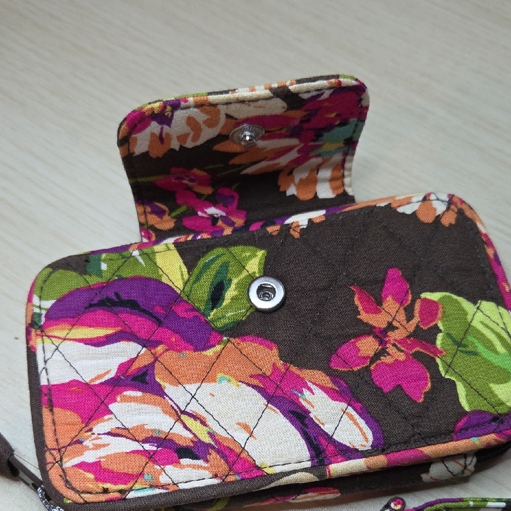 Vera Bradley Multucolor Floral Phone Case Wallet w Breakaway Lanyard & Key Ring - Picture 4 of 11